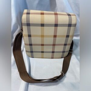 Qian Qian Xiu crossbody shoulder Hand bag Purse in beige With Plaid Design 9x9”